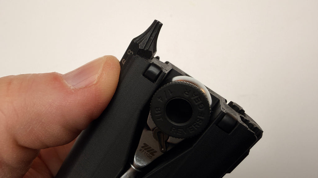 Knipex Multitool Sheath v2.0: Turn Your 100mm Pliers Into a Full EDC Multitool